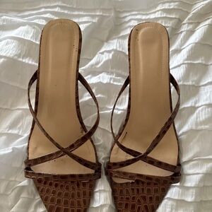 Bobbi Brown Strappy Croc-Embossed Tan Heels